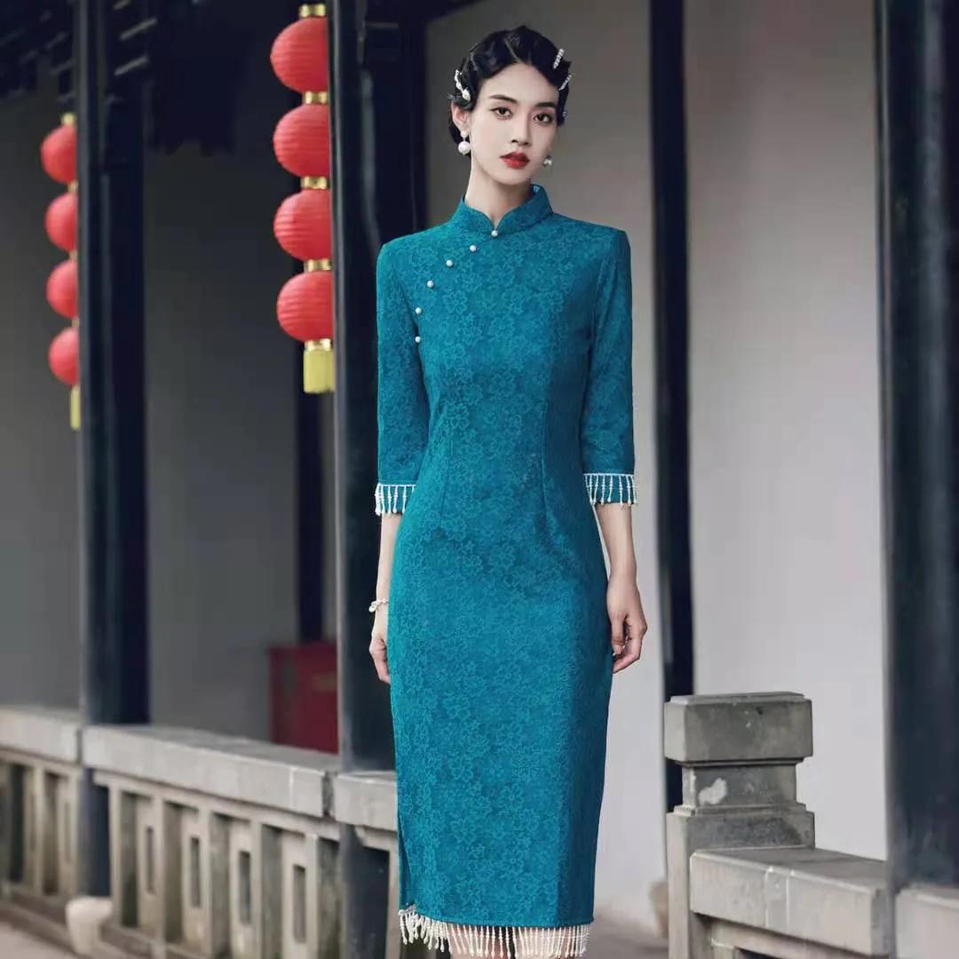 如果你脸上有这3种特征，是标准的“古典美女”，穿旗袍最美