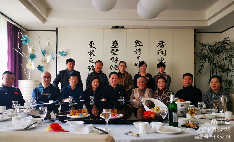 本市热点：抚顺第二届女子书画展拉开帷幕