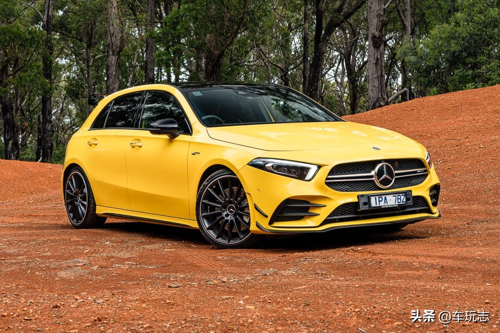 同是2.0T的两厢车之争：2020款宝马M135i对比奔驰A35 AMG