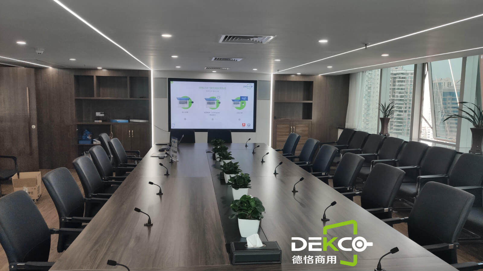 手把手教您，如何将笔记本电脑信号无线投屏到电视或投影机显示