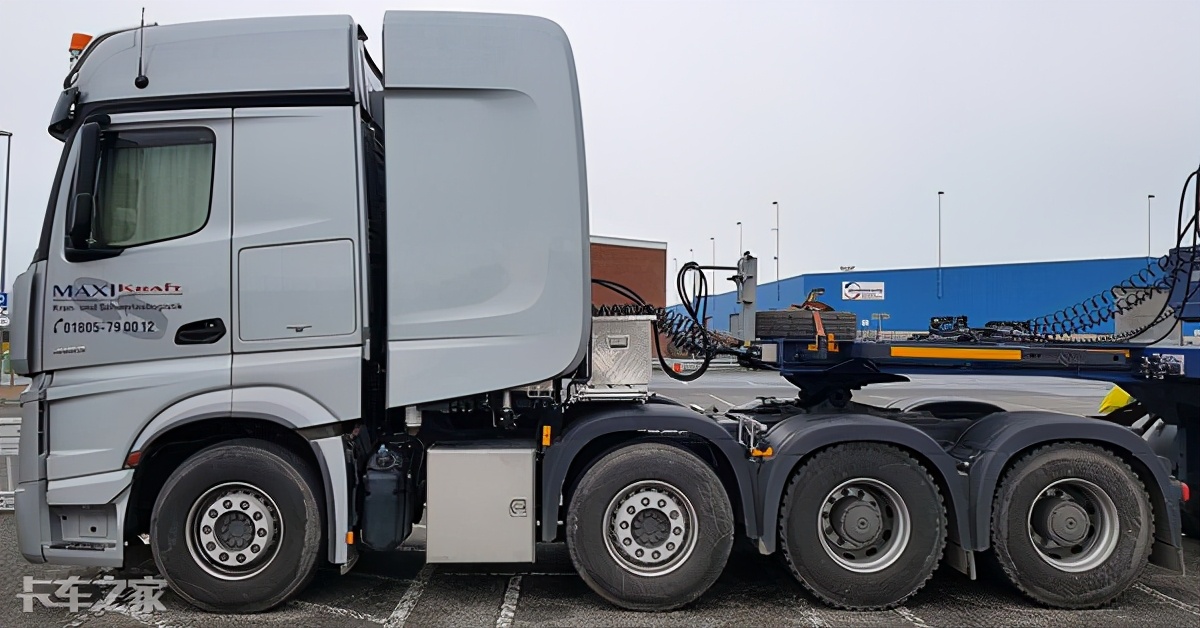 奔驰重型卡车(625大马力) - 四帝国车市