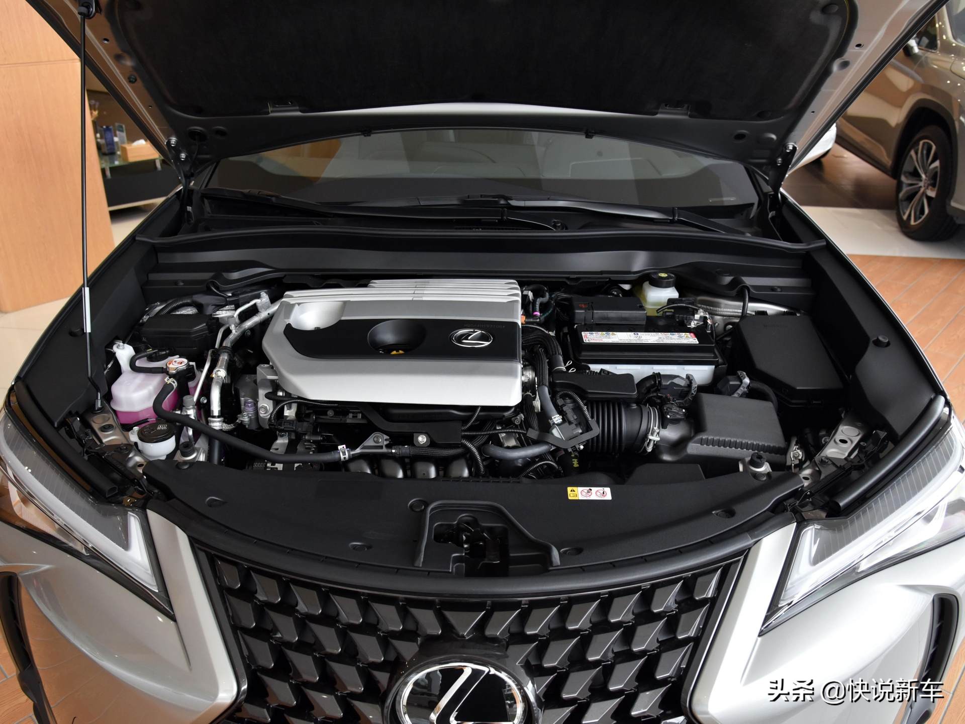 原装进口紧凑型SUV，买菜神车，小资女生独爱，实拍雷克