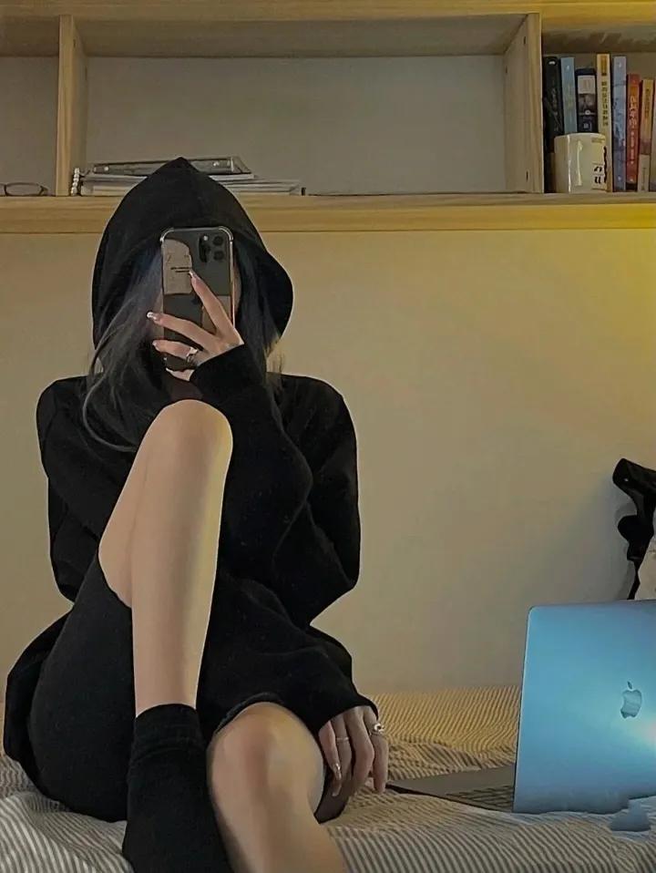 关于超拽的说说配图「短句」 _qq说说网