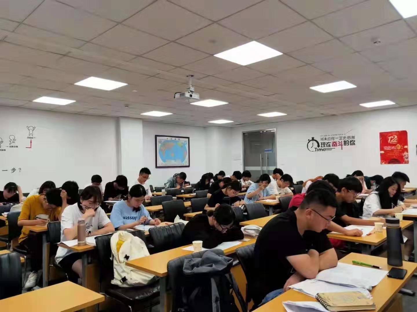 江苏五年制专转本会计类高职生可选择院校，及备考解题技巧