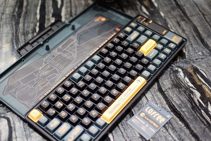 个性十足 与众不同 Lofree洛斐小浪蓝牙机械键盘