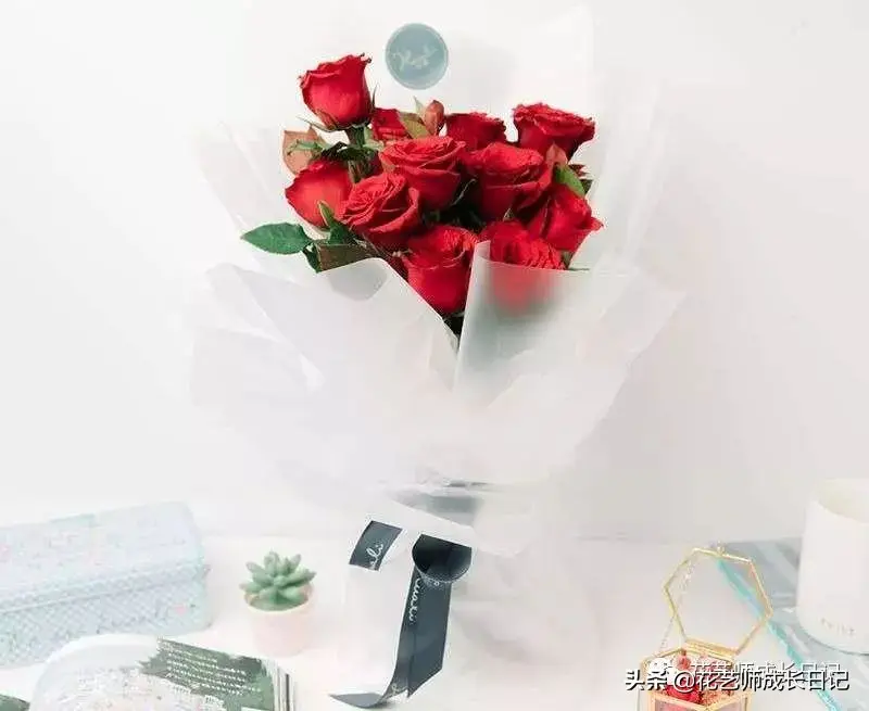 玫瑰数量的含义是什么（玫瑰花数量代表的意义）