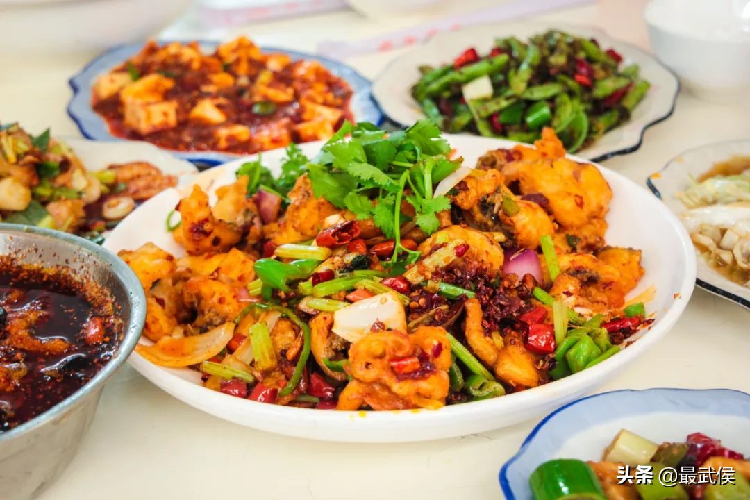 趁着搬迁之前，再去成都体育学院走一走吧！太满足了！