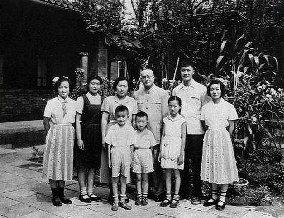 十大元帅1931年谁的级别最高：叶剑英第五，林彪第六，罗荣桓垫底
