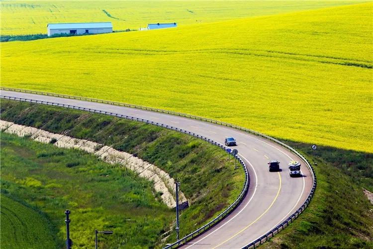 中国北方避暑圣地，推荐4个边旅游、边避暑的好地方，温度21°凉爽