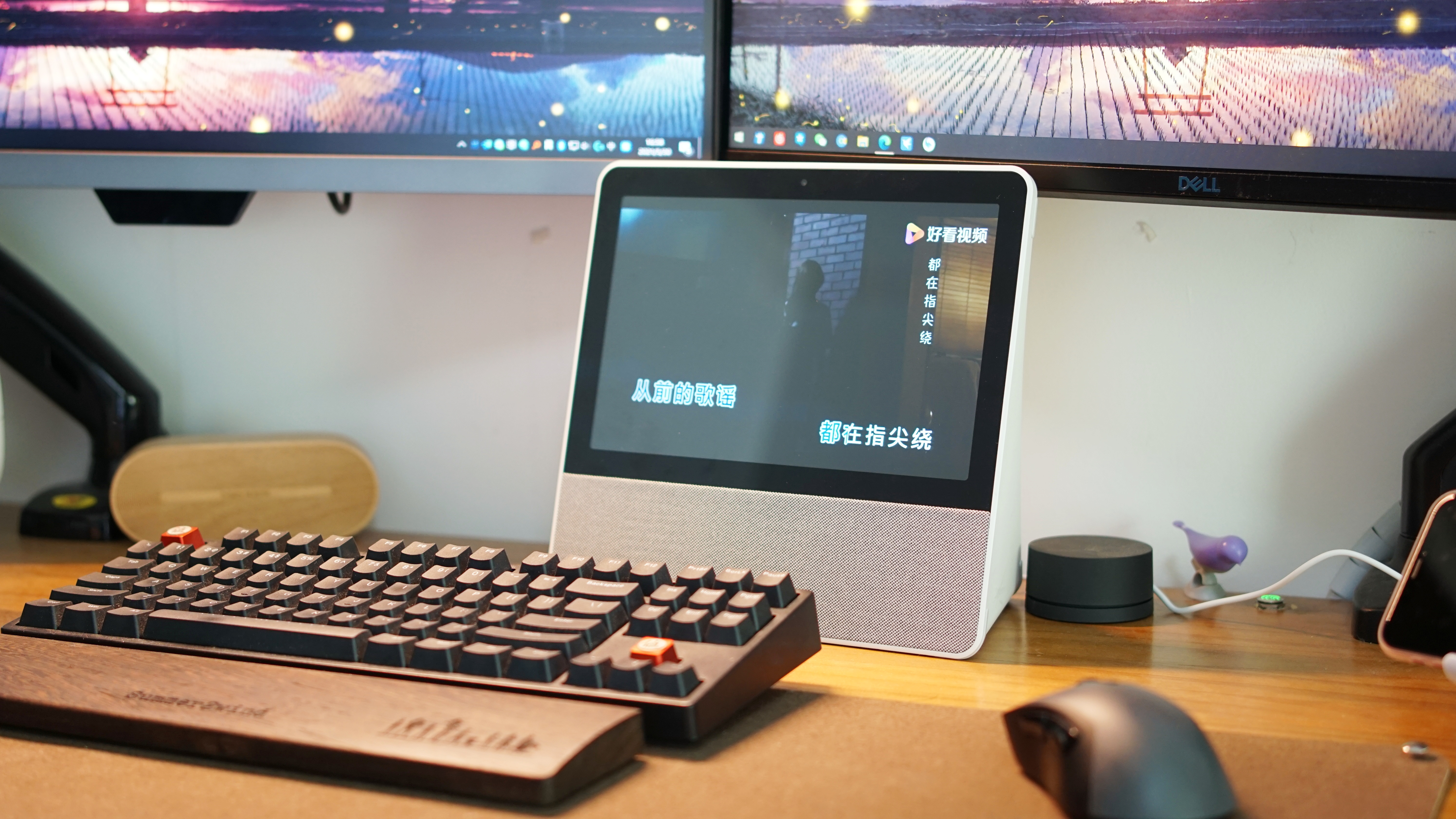 智能屏还能这么玩？小度添添旋转智能屏T10使用体验
