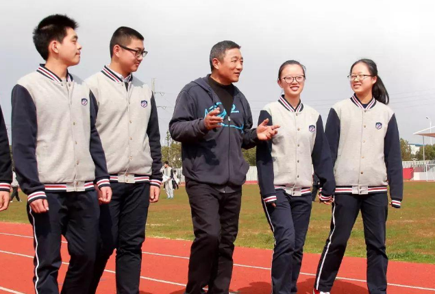 为什么大多数学霸沉默寡言，学渣能言善辩？班主任说出原因