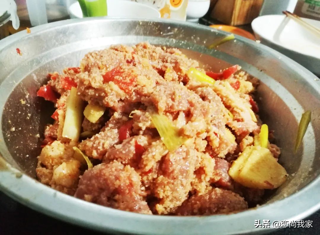 粉蒸羊肉的做法最正宗的做法四川味（11步做出口感好）