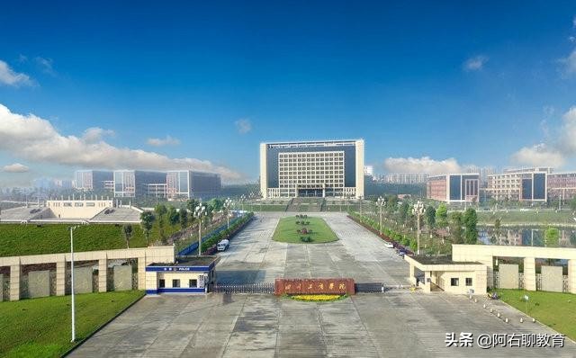 成都这4校，光看校名分不清公办还是民办！