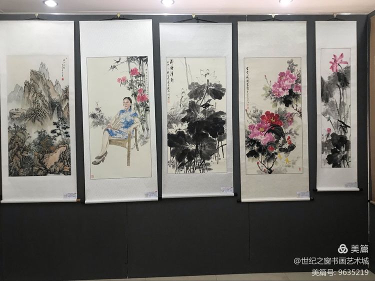 本市热点：抚顺第二届女子书画展拉开帷幕