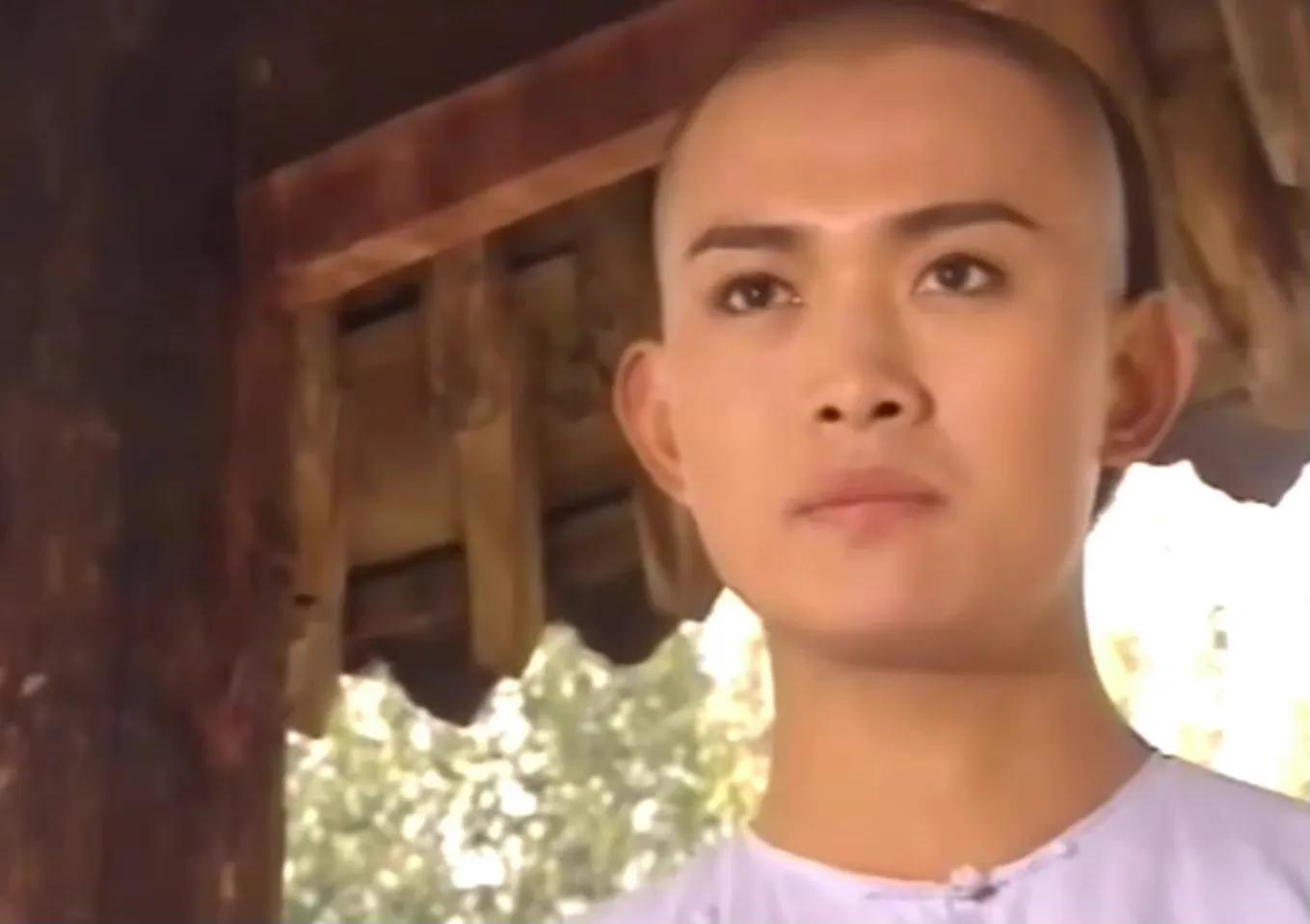 清装帅哥不好演，这么多年看下来，也就这10位称得上“郎艳独绝”