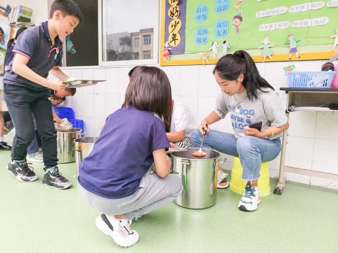 跟岗学习促成长丨巴塘县昌波小学老师到双流区公兴小学跟岗学习