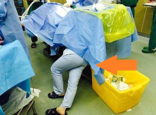 在医院，这5个科室的医生很辛苦，收入却很低