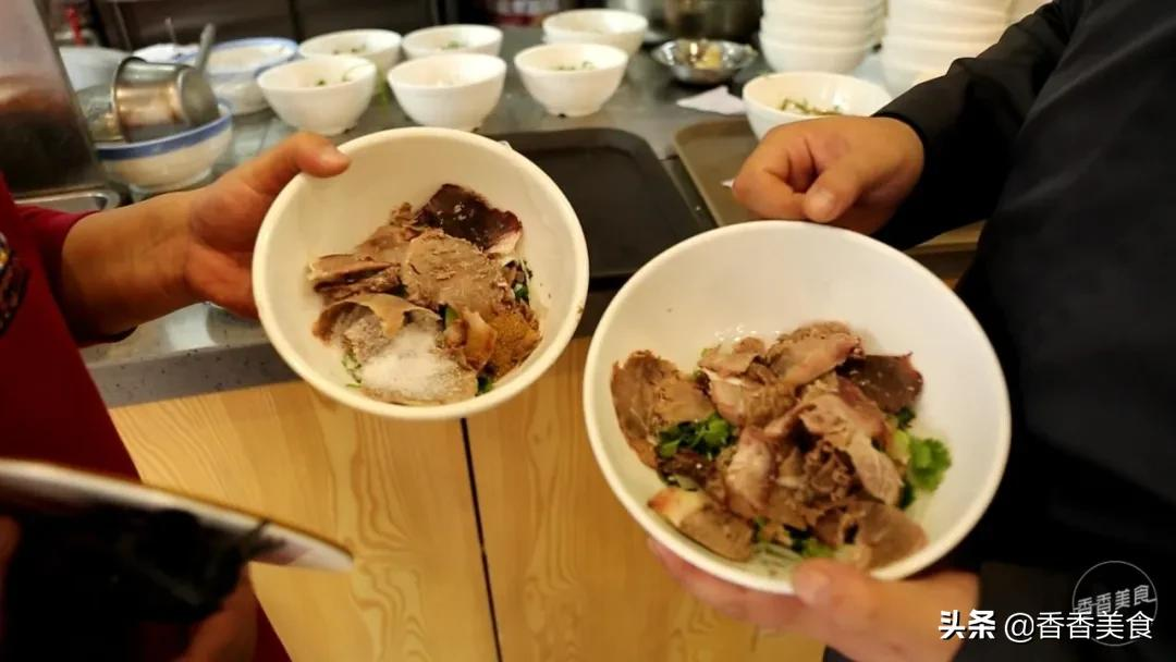 有肉有面还有汤，有吃货说一口到家了