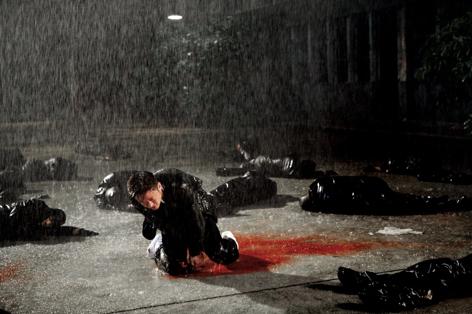 吴京，13年前导演的第一部电影《狼牙》，你还记得吗？