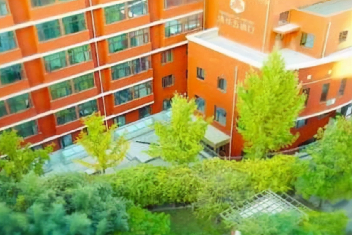 因名字“备受委屈”的一本大学，妥妥的211高校，被认为野鸡大学