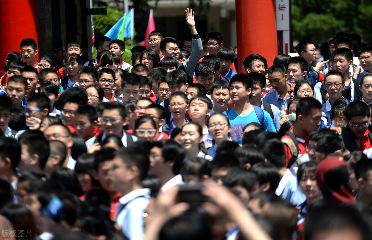 注重基础，侧重能力，学以致用——山东省东营市中考英语试题评析