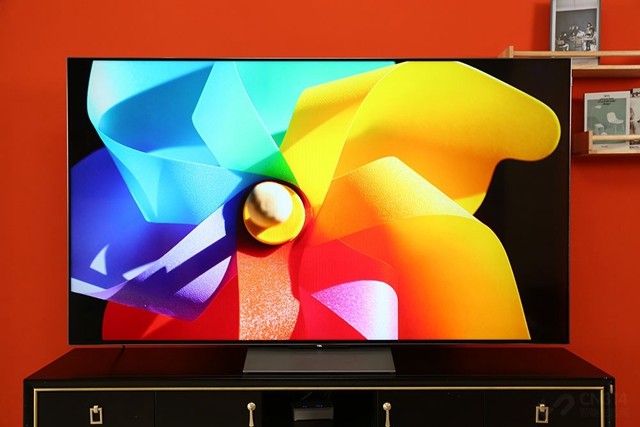 液晶面板价格开始大跌，中国两大面板企业的好日子结束了