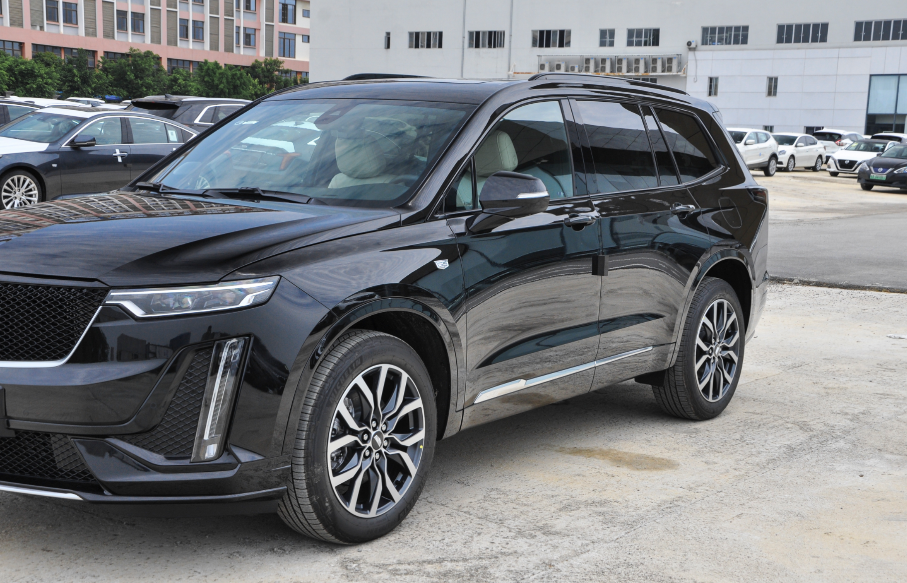 凯迪拉克越野车报价及图片 价格表_【读车号】