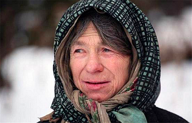 1978年，一家逃亡西伯利亚，隐居42年，但与外界接触后相继死亡。