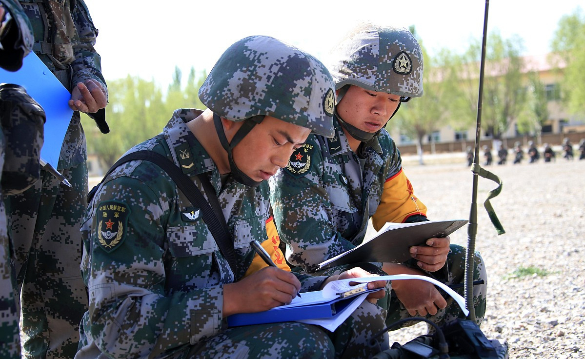 在校大学生和大学毕业生当兵，待遇方面有差距吗？学生和父母须知
