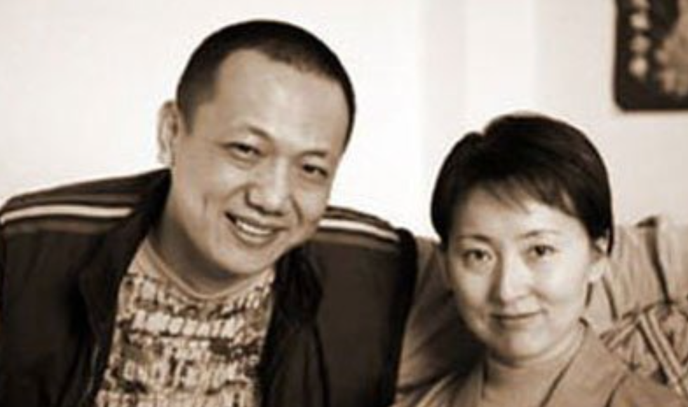 2007年陈晓旭患癌去世，那个陪她一起出家的丈夫，后来怎么样了？