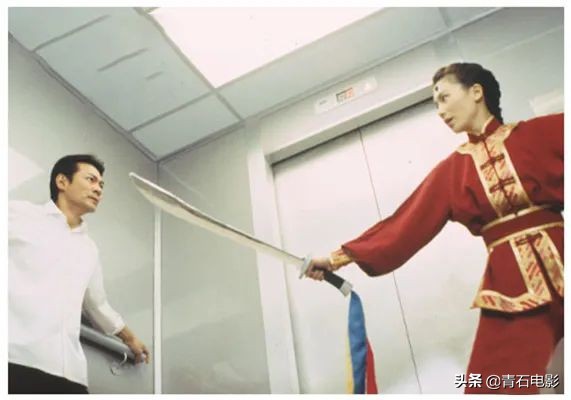 反穿越，《九五至尊》17年内就被TVB重播3次，首播时引发追剧热潮