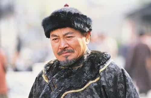 清朝十大富豪，和珅排榜首大家没意见，胡雪岩为何排不到第二？