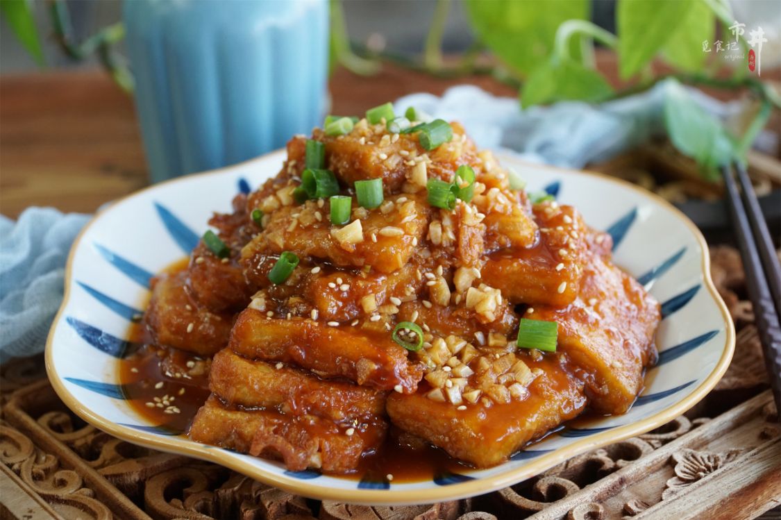 冬天，最该吃的不是萝卜，而是它，裹上鸡蛋液煎一煎，真的好香啊