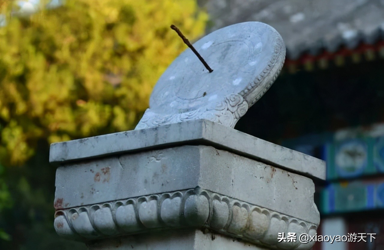 大学校园里最独特的风景——日晷
