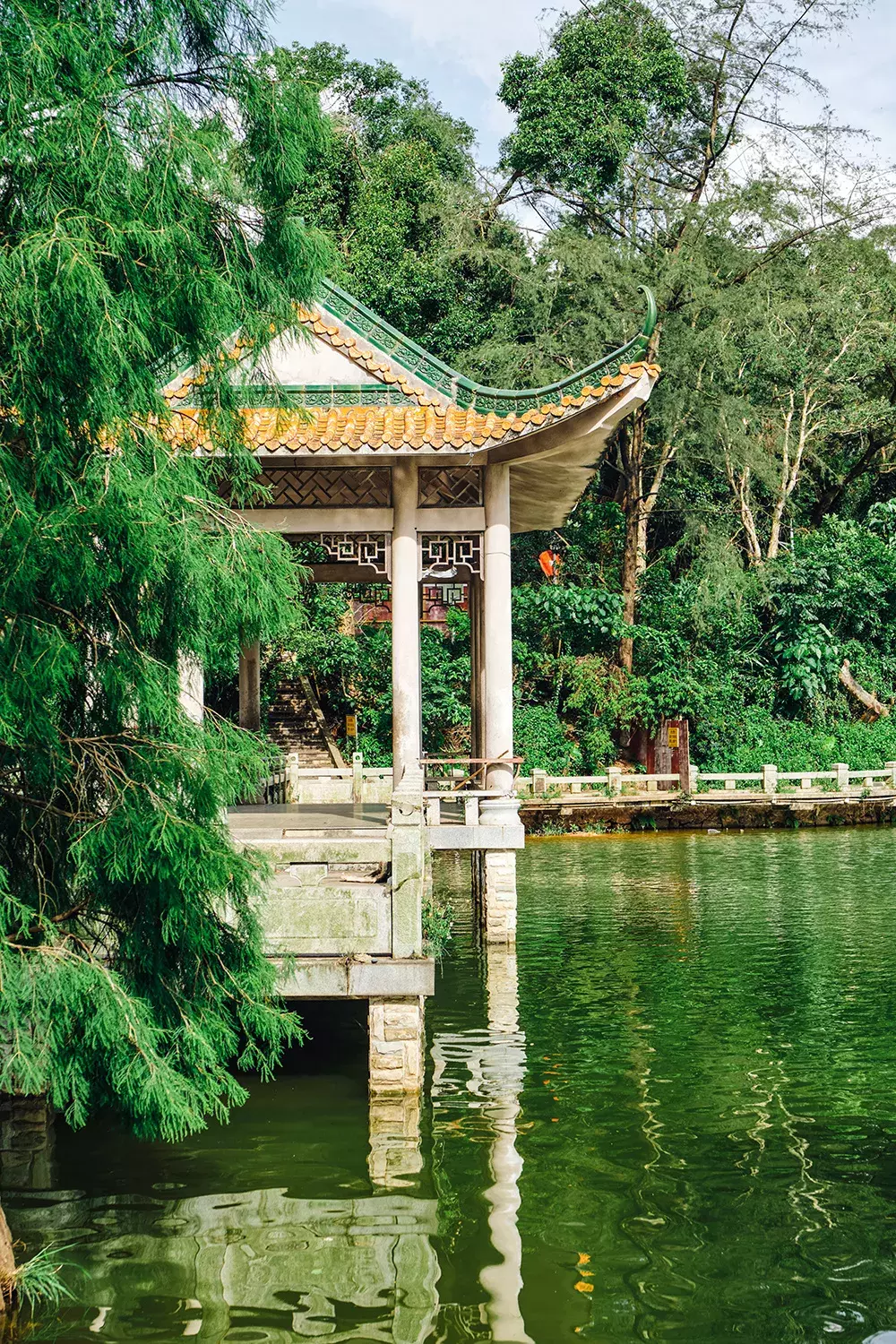 深圳银湖度假村游玩攻略(深圳度假村最受欢迎的是哪个)_04447排行网