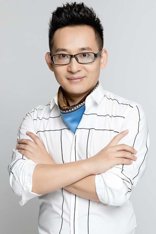 众多知名主持人联袂登台，“诗城之光大型跨年诗会”倾情巨献！