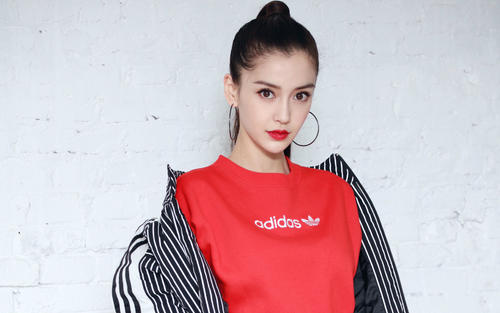 杨颖和李晨的共同点：情侣纹身、前任风波、精准的职业观