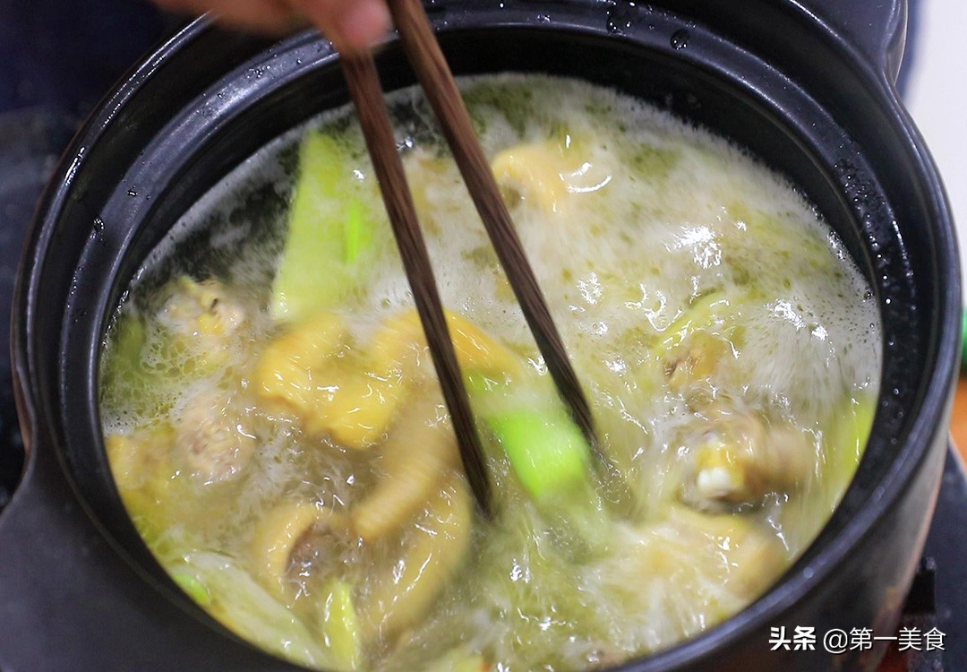 天冷就馋这3种汤，做法简单又美味，下班来一碗全身都暖和