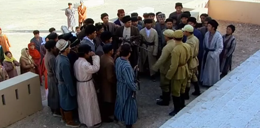 影视剧里的国军和真实的国军，中间差了10086个楚云飞