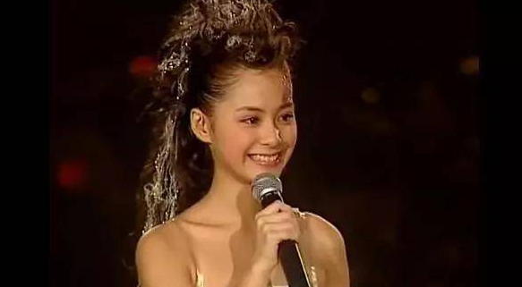 12年后，回看陈冠希和阿娇5年恋爱史，很甜，很遗憾