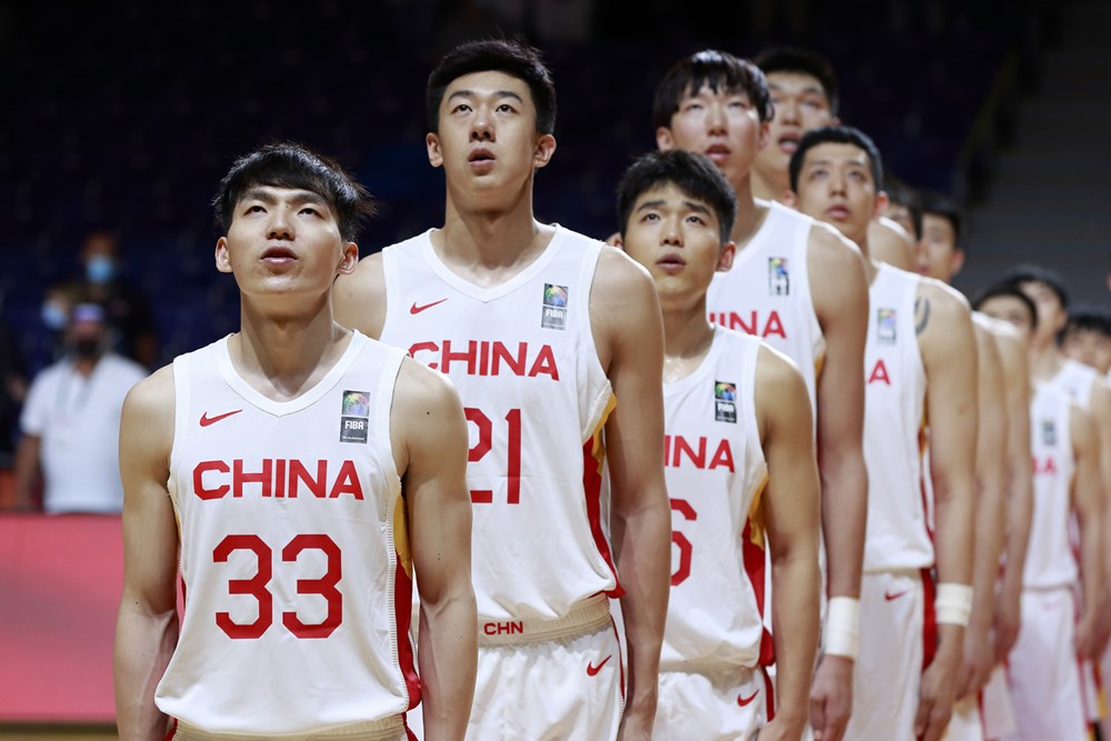 中国男篮有哪些进过nba(中国男篮现役12名国手中，仅周琦有过效力多支球队的经历)