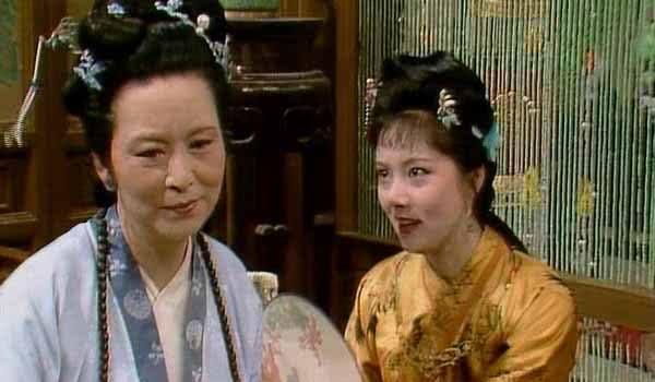 金钏之死隐藏伦理与风月丑祸！薛宝钗主动插手，王夫人给她下马威