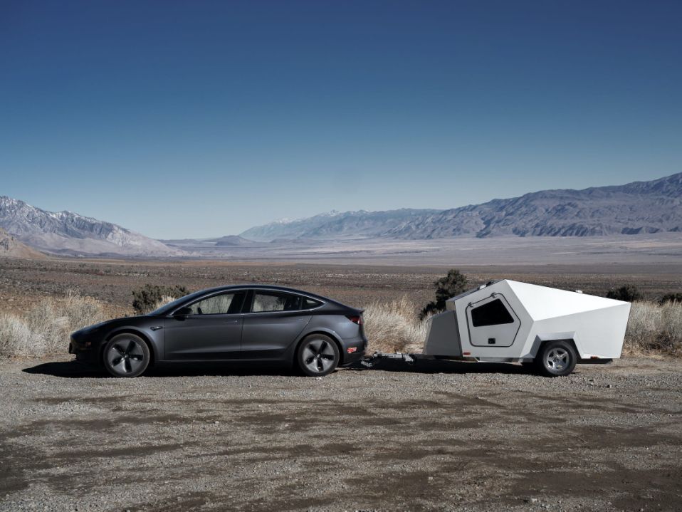 特斯拉引领ev电动汽车时代 新型rv旅行拖车p17a同步来袭