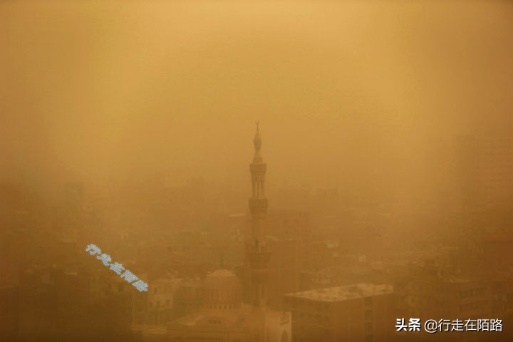 埃及开罗：产能低、人口多、小偷泛滥，军方出资4000亿迁都