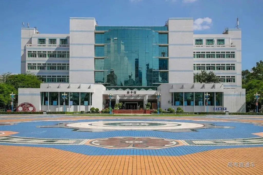 2021中国最好专科排名重磅出炉，深职输了？