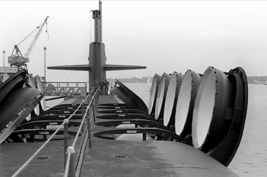 ���095��096����