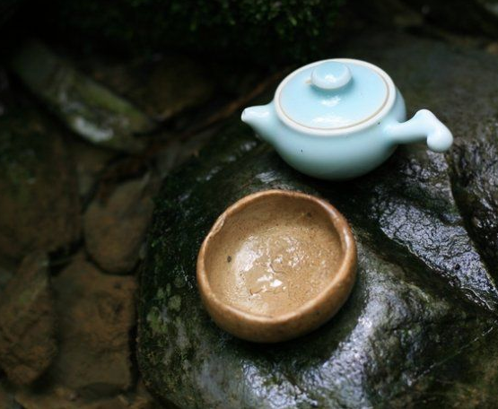 9首美到窒息的茶诗：清茗酬知己，煮茶会佳人