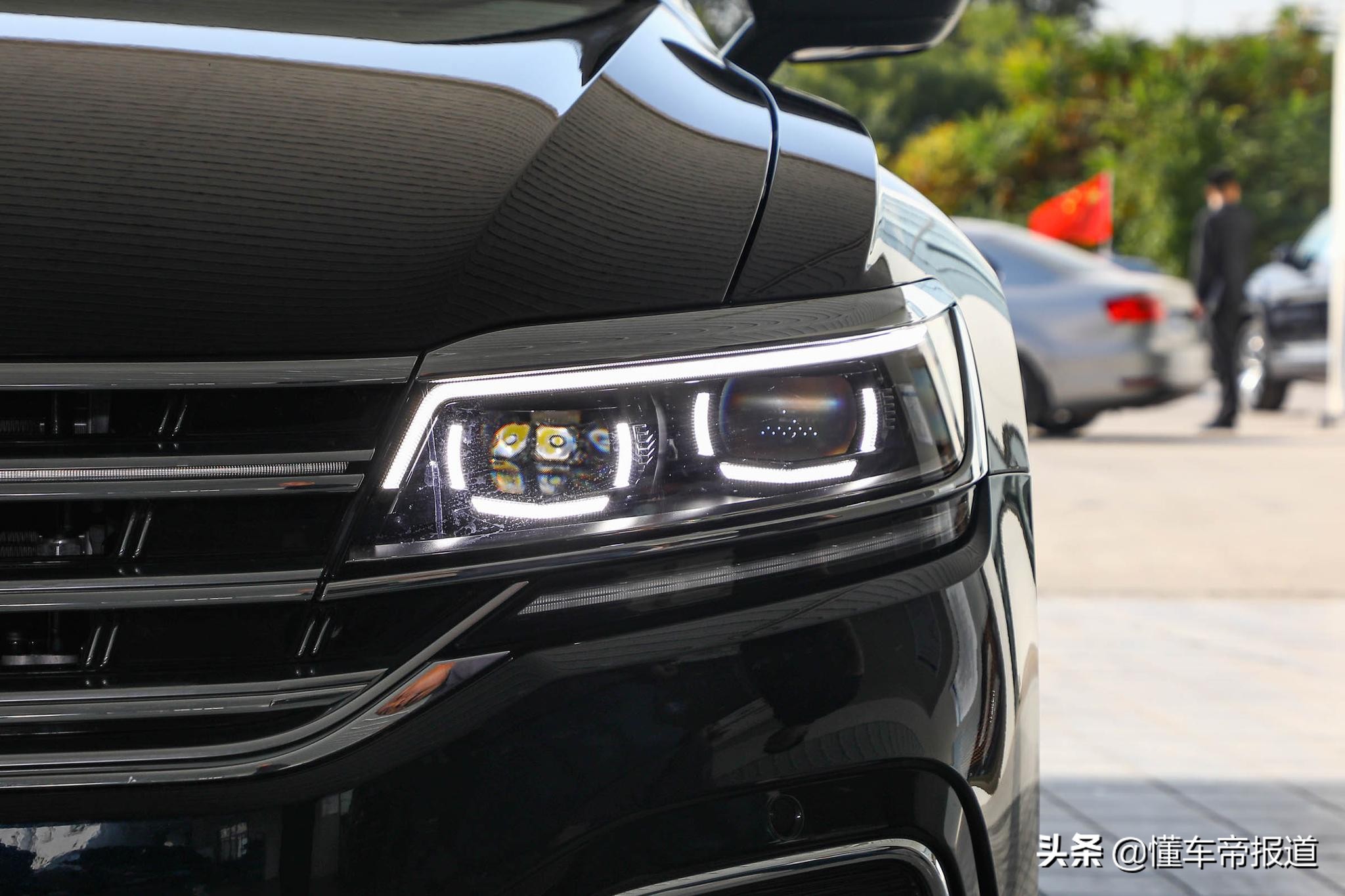 新车 |最“高级”大众轿车上市，对标奥迪A6L，车尾带字母