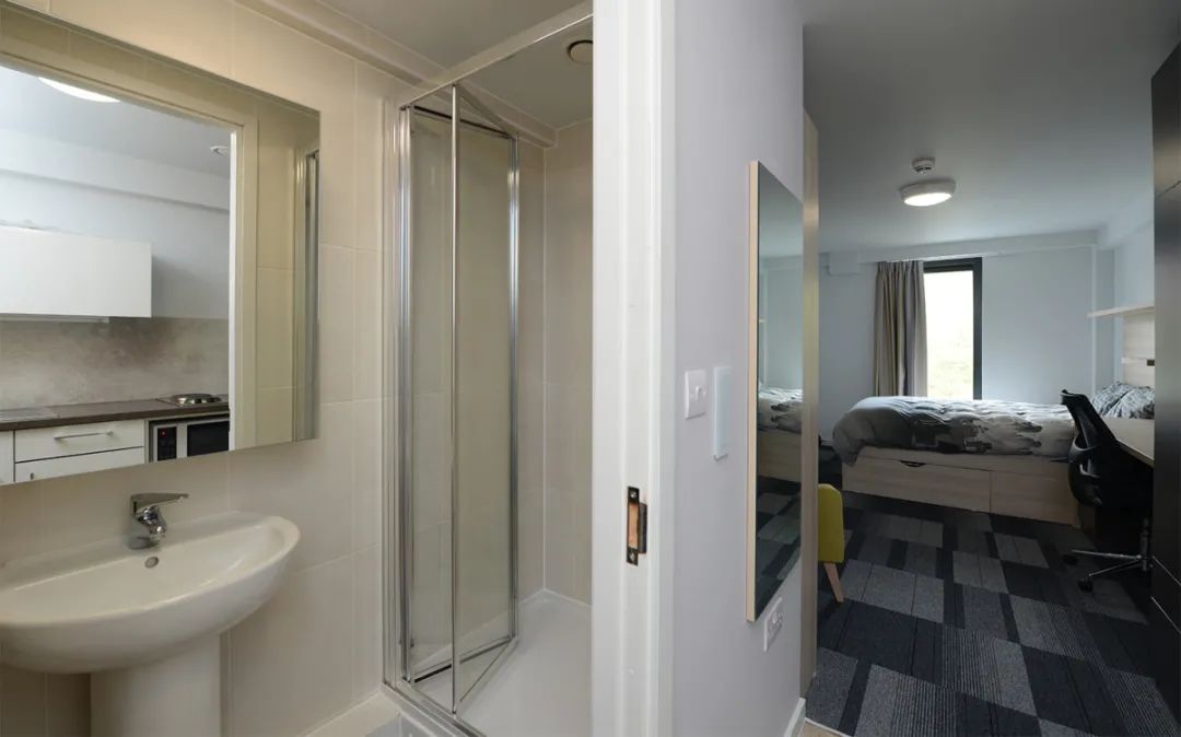 「住宿攻略」英国留学选择学校宿舍还是校外租房？