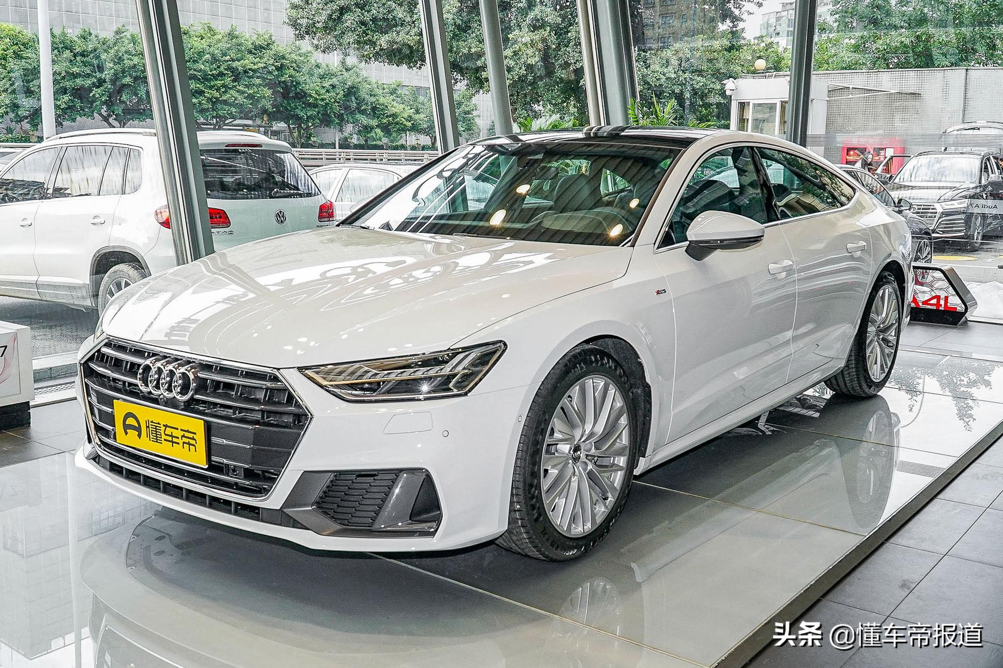 新车 | 售价比A6L高多少？上汽奥迪国产A7L四大看点解析